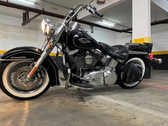 HARLEY-DAVIDSON SOFTAIL HERITAGE CLASSIC 